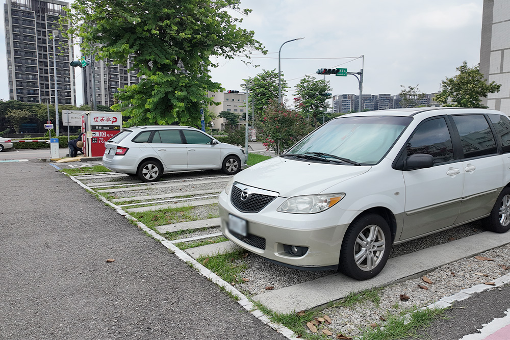 台中長安停車場
