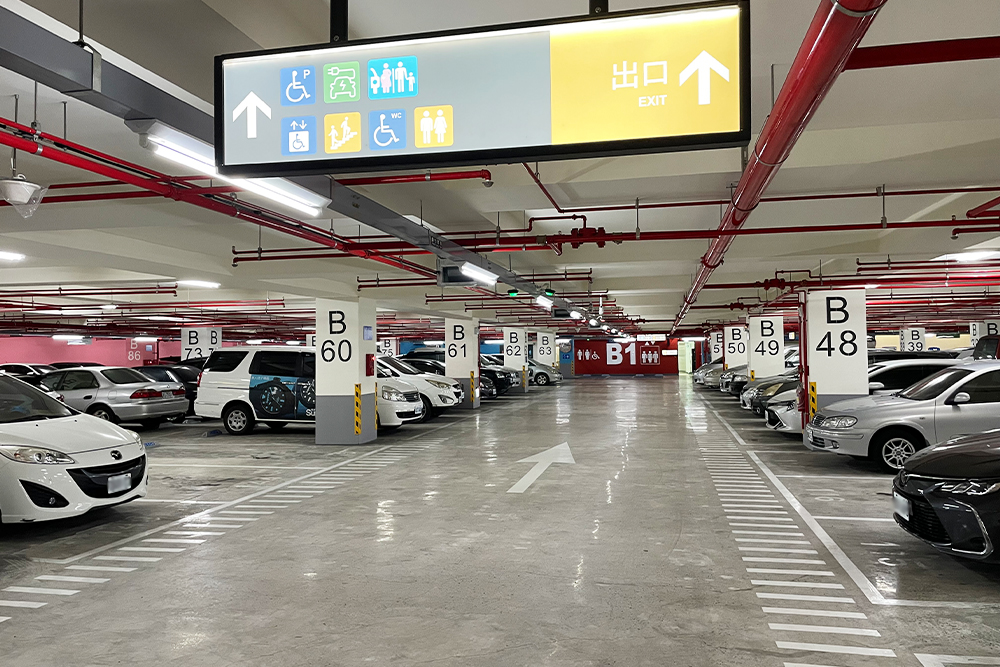  澎湖馬公國小地下停車場